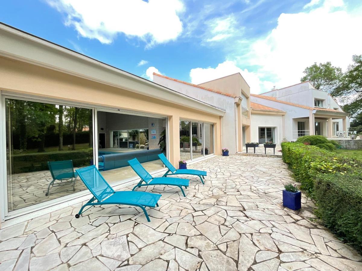 Les Jardins De La Muse, Piscine Couverte, Spa Et Fitness Basse-Goulaine Exterior foto